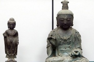 The Buddhas stolen from the Kannon-ji temple in Tsushima city. The Kannon Buddha is on the right.