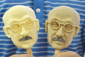 Ice creams in the shape of Tojo Hideki's face go on sale in China.